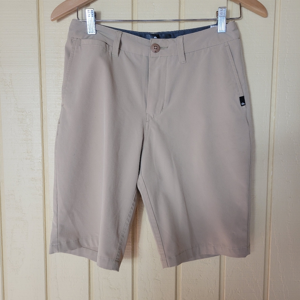 Quicksilver Amphibian Shorts water repellant Tan size 28/14  Color: Tan